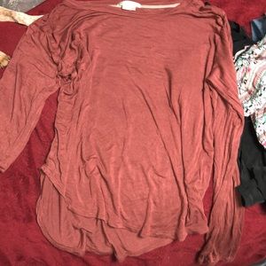 Long sleeve brownish reddish T-shirt never worn